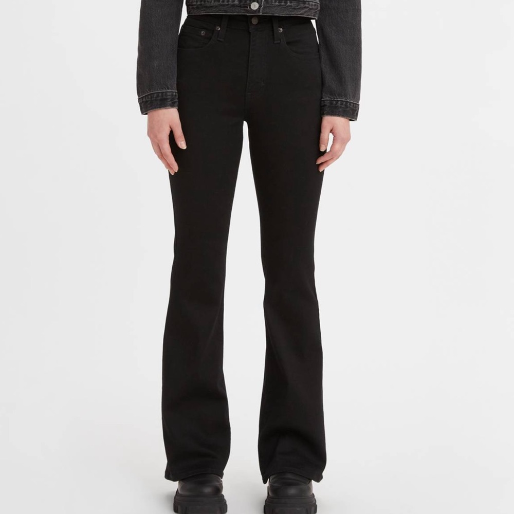 726 high rise flare women’s jeans by Levi’s